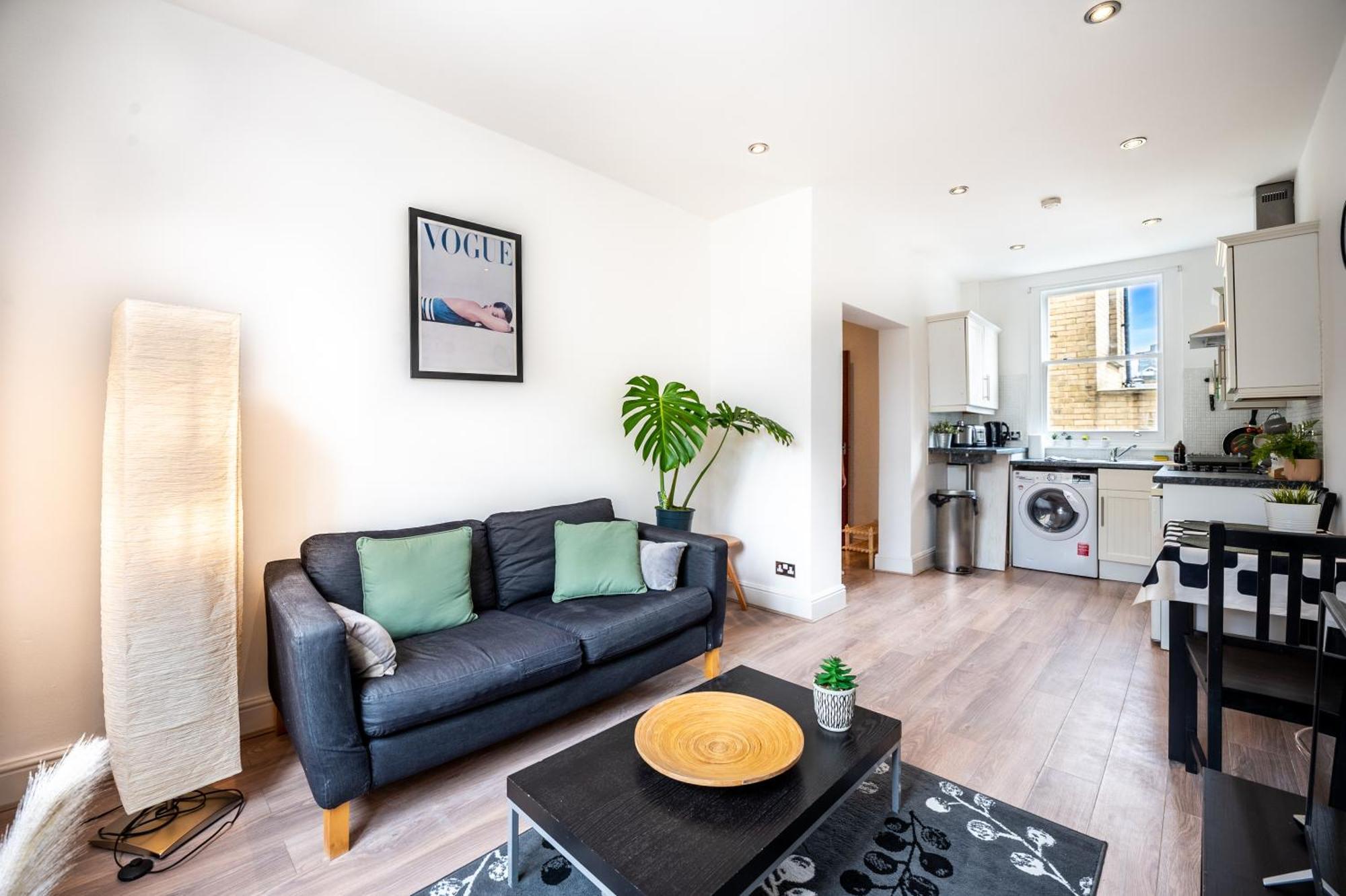 One-Bed Flat, Kensington, Bank Payment To The Host Within 24H From The Reservation Apartment London Exterior photo